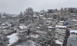 Kayseri ve Kırşehir'de kar yağışı etkili oldu