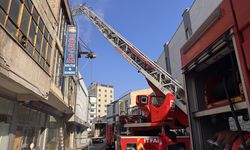 Kayseri'de mobilya atölyesinde çıkan yangın hasara neden oldu