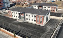 Kayseri'de üç mahalleye hizmet edecek 2 okulun yapımında sona gelindi