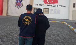 Kırşehir'de hakkında 3 yıl 9 ay kesinleşmiş hapis cezası bulunan firari yakalandı