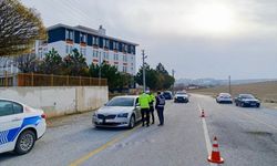 Kırşehir'de okul çevrelerinde 'şok uygulama' yapıldı