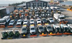 Melikgazi Belediyesi, kar yağışına karşı önlemlerini aldı