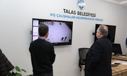 Talas'ta kar küreme, tuzlama ve temizleme çalışmaları sürüyor
