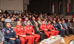 Türk Yıldızları Konya'da öğrencilerle buluştu