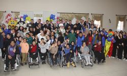 Zara'da '3 Aralık, Her Çocuk Özeldir' programı düzenlendi