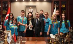 BAşkan Ataç sporcularla buluştu