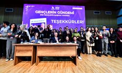 ABB Başkanı Yavaş, 'Söz Gençlikte, Başkan Yanında' programına katıldı