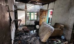 AK Parti Beypazarı İlçe Başkanı Etili, evi yanan kişiyi ziyaret etti