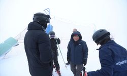 Başkan Büyükkılıç, Erciyes Kayak Merkezi'ni ziyaret etti