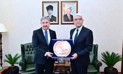 Eskişehir Valisi Yılmaz Dünya Gümrük Günü'nde heyeti kabul etti