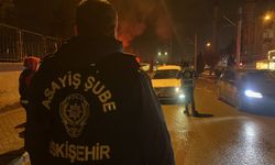 Eskişehir'de asayiş ve trafik denetiminde 450 kişi ile 215 araç sorgulandı