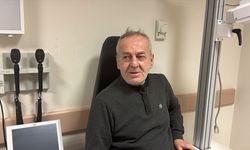 Eskişehir'de sol gözü görmeyen hasta, yarım kat kornea nakliyle yeniden görmeye başladı