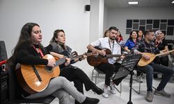 Etlik Şehir Hastanesi'nde çalışanlar müzikle buluşuyor