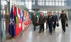 Genelkurmay Başkanı Orgeneral Bayraktaroğlu, Brüksel'de bazı ziyaretlerde bulundu