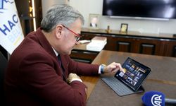 Hacılar Belediye Başkanı Özdoğan, AA'nın 'Yılın Kareleri' oylamasına katıldı