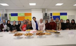 Kocasinan Akademi'nin 'Yaş Pasta Yapım Atölyesi' kadın kursiyerlerden ilgi görüyor