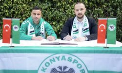 Konyaspor, deneyimli oyuncu Deniz Türüç'ü transfer etti