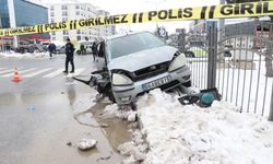 Yozgat'ta iki otomobilin çarpıştığı kazada yaralanan kişi hastanede hayatını kaybetti