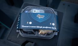 AK Parti Gençlik Kolları 'İftara 5 Kala' programı kapsamında vatandaşlara iftarlık dağıttı