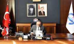 Aksaray Üniversitesi Rektörü Prof. Dr. Arıbaş, AA'nın 'Yılın Kareleri' oylamasına katıldı