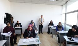 Başkan Palancıoğlu, Tınaztepe Sosyal Tesisleri'nde kursiyerlerle bir araya geldi