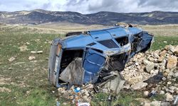 Beypazarı'ndaki trafik kazalarında 2 kişi yaralandı