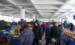 Çubuk Belediye Başkanı Demirbaş'tan pazar ziyareti