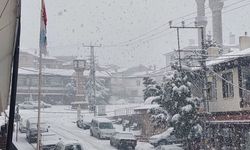 Derbent'te kar yağışı etkili oldu