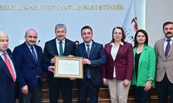 Eskişehir Valisi Yılmaz'a Sivrihisar'da fahri hemşehrilik beratı verildi