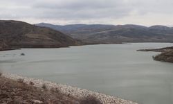 İki ay önce toprağı susuzluktan çatlayan baraj gölünde doluluk yüzde 15'e ulaştı