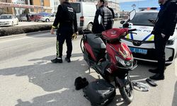 Karaman'da otomobil ile çarpışan motosikletteki 2 kişi yaralandı