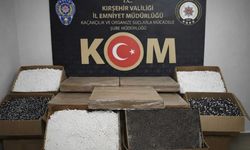 Kırşehir'de 90 bin dolu makaron ele geçirildi, 1 zanlı yakalandı