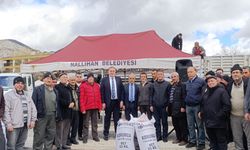 Nallıhan Belediyesinden çiftçilere destek