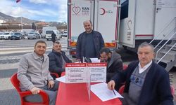 Nallıhan'da müftülük personeli kan bağışında bulundu