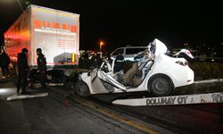 Niğde'de tırla çarpışan otomobilin sürücüsü öldü