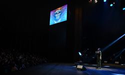 Sanatçılar Ender Doğan ve Fatih Koca, 'Külliye'de Ramazan' etkinliklerinde konser verdi