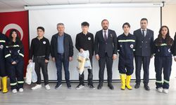 Sivas Ticaret Borsasından Suşehri Tarım Lisesine burs ve malzeme desteği