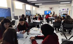 Sivas'ta kimya ve matematik arasındaki bağı güçlendirmeyi amaçlayan çalıştay düzenlendi