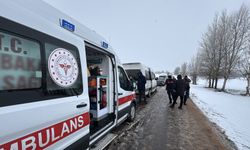 Sivas'ta öğrenci servisinin devrildiği kazada 10 kişi yaralandı