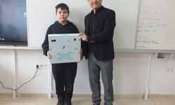 Sivas'ta resim yarışmasında dereceye giren öğrenci ödüllendirildi