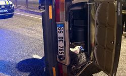 Yozgat'ta devrilen otomobildeki 3 kişi yaralandı