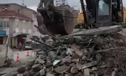 Serhat Tunç'tan Büyükşehir'e Tepki: Yapamayacaksanız bırakın, işi bilenler yapsın!