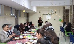 Sivas Milli Eğitim Müdürü Erdoğan iftarda öğrencilerle buluştu