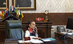 Temsili Vali Talimatı Verdi: Gezici Kütüphane Okul Bahçesine Geldi