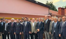 Vali Yılmaz: "Türkiye, dost ülkeler için fedakarlıktan kaçınmaz"