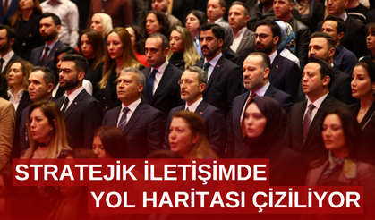 Rektör Adıgüzel, ‘Stratejik İletişimde Yeni Akımlar Paneli’nin açılışında konuştu
