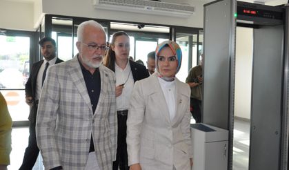 Bakan Göktaş'tan Eskişehir'de orman yangını şehitlerinin ailelerine taziye ziyareti
