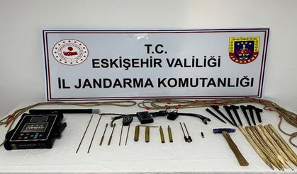 Eskişehir'de izinsiz kazı yapan 5 şüpheli yakalandı