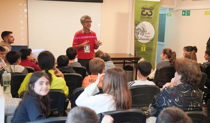 Tepebaşı Belediyesi’nden Şiir Buluşmasında Çocuklara Özel Etkinlikler