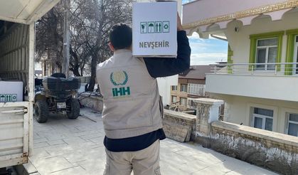 Nevşehir'de İHH gönüllülerinden ihtiyaç sahiplerine yardım